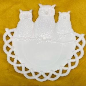 Adorable antique owl plates